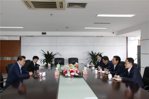 【领导关怀】市城投集团总经理李红良赴冰球突破网站调研指导工作